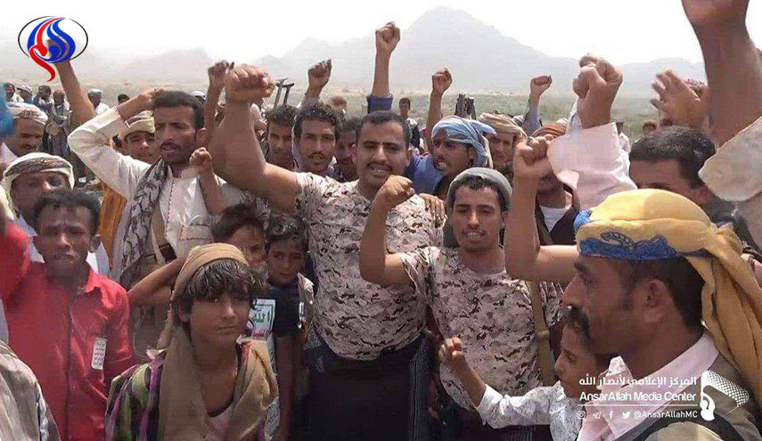 وقفة مسلحة بمديرية جبل رأس بمحافظة الحديدة لإعلان النفير العام