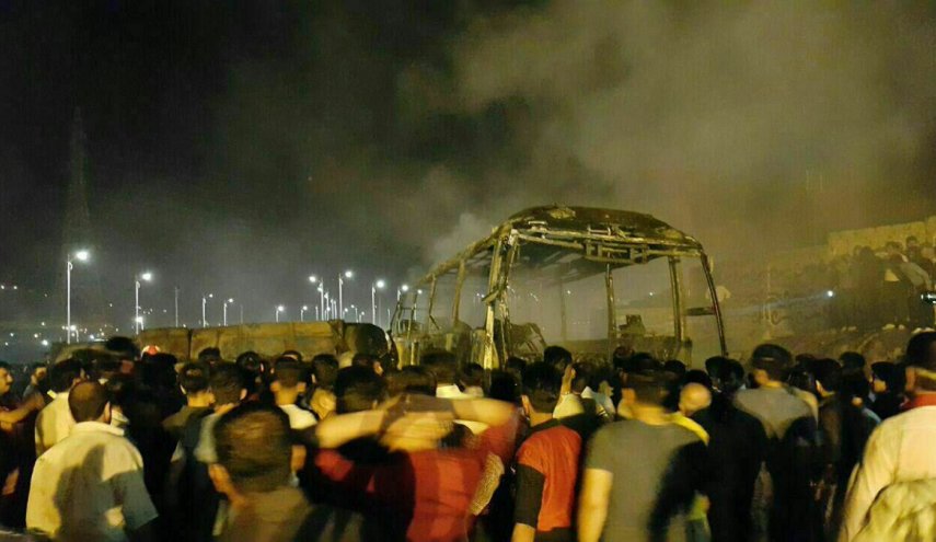 تازه ترین جزئیات حادثه برخورد تانکر سوخت با اتوبوس در سنندج/ 11 نفر جان باختند/ اعلام 3 روز عزای عمومی در کردستان