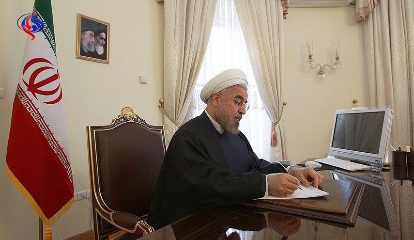 الرئيس الإيراني يعزي أسر ضحايا حادثة سنندج