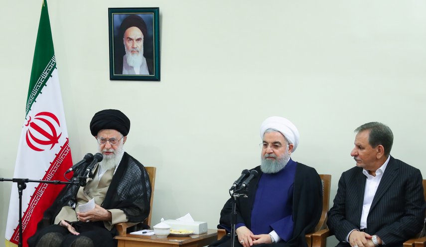اشکالات نظام بانکی و نقدینگی، ارتباطی با تحریم و فشارهای خارجی ندارد/ هماهنگی کامل قوا و دستگاهها برای خنثی کردن توطئه‌های امریکایی‌ها ضروری است