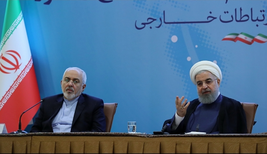 آقای ترامپ! با دُم شیر بازی نکن پشیمان کننده است/ امروز سخن گفتن با آمریکا معنایی جز تسلیم ندارد/ وقاحت را به جایی رسانده اند که می گویند فلسطین کشور اسلامی نیست