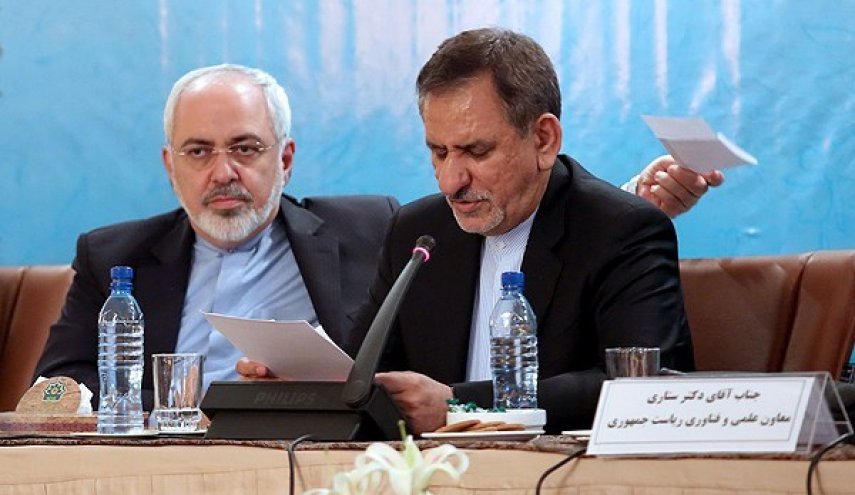 حضور جهانگیری و مسئولان اقتصادی دولت در سمینار سفرا