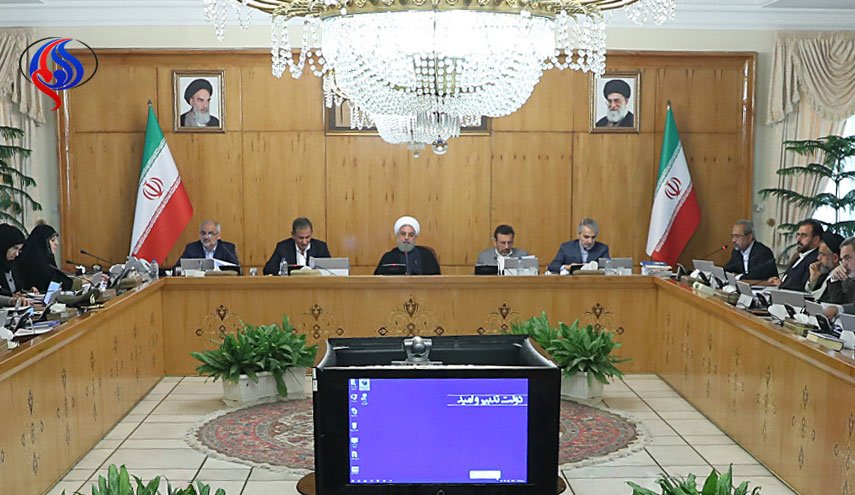 تهدیدات بی اساس برخی حاکمان آمریکا، ارزش پاسخ دادن ندارد/ در هر صحنه‌ای روبروی توطئه های آمریکا می ایستیم/ اگر لازم بدانیم، نیروهای تازه‌ نفسی به مجموعه دولت افزوده می شود