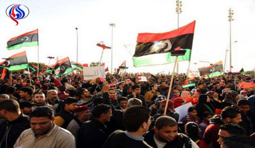 مظاهرات سلمية في عدد من المدن الليبية للمطالبة بتحسين الخدمات المعيشية