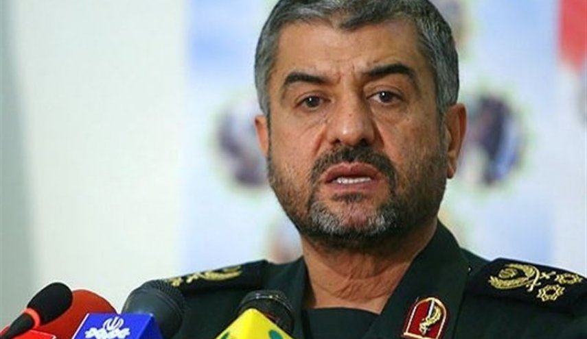 رد صارم للحرس الثوري على رغبة ترامب للتفاوض مع ايران