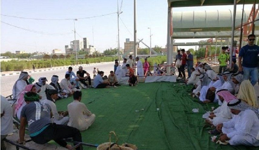 معتصمو المثنى يسجلون شكوى قضائية ضد العبادي