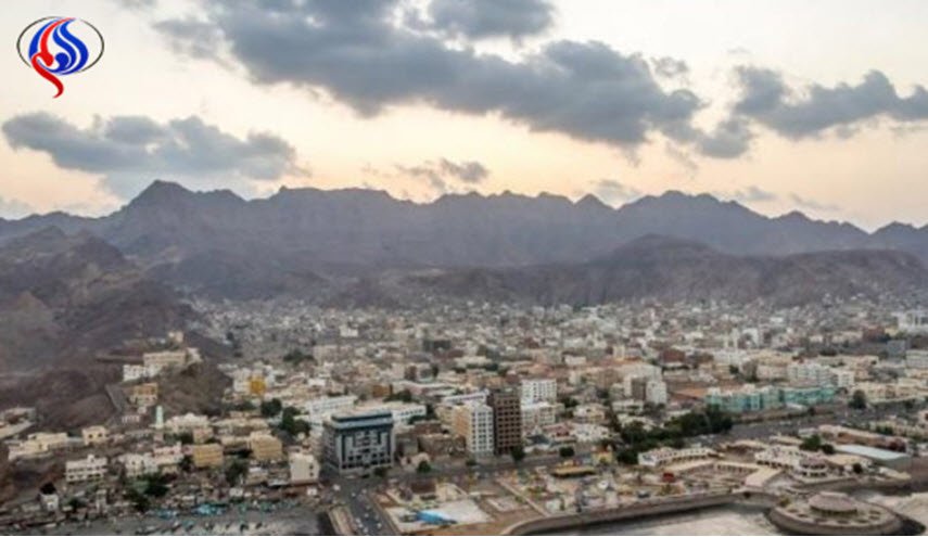شاهد... انتفاضة شعبية ضد الإحتلال الإماراتي في عدن 