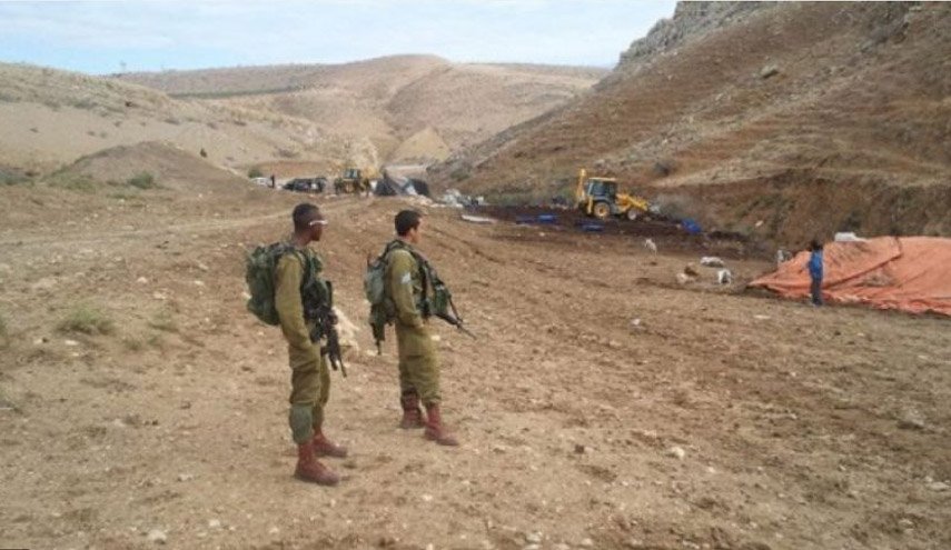 مناورات للاحتلال وإخلاء فلسطينيين بالأغوار