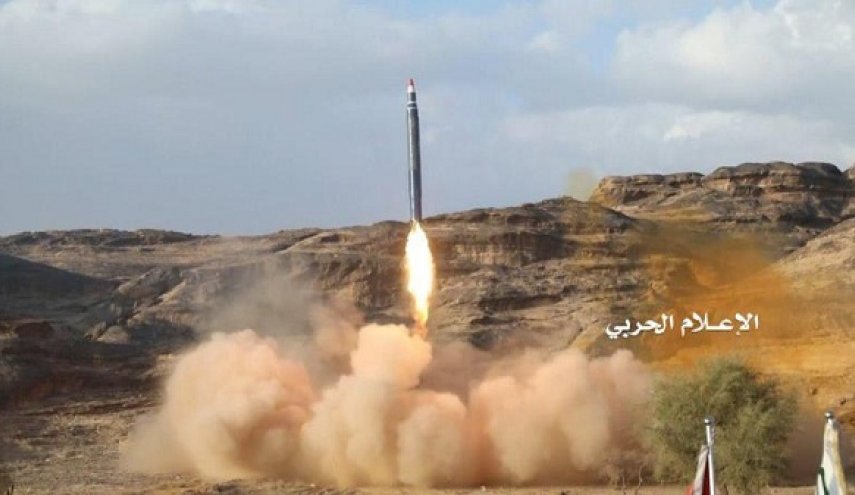 السعودية تقر بإستهداف المنطقة الصناعية بجيزان ومقتل قادة مرتزقة