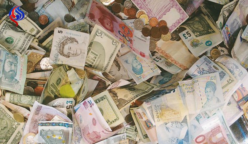 مواطن عراقي يقع في فخ العملات الأجنبية ويخسر 10 ملايين دينار