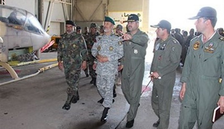 دریادار سیاری از پایگاه یکم رزمی هوانیروز کرمانشاه بازدید کرد