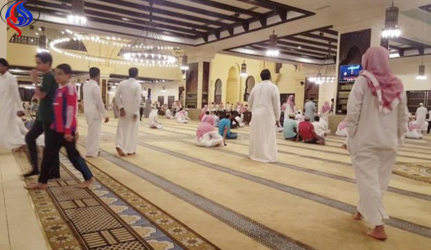 مراقبة المساجد في السعودية.. مدة الصلاة والخطبة بالدقيقة والثانية!