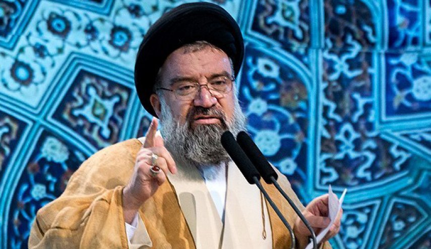 نماز عید سعید قربان به امامت آیت‌الله خاتمی اقامه می‌شود