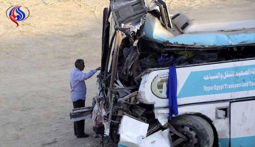 قتلى وجرحى في تصادم حافلتين بمصر
