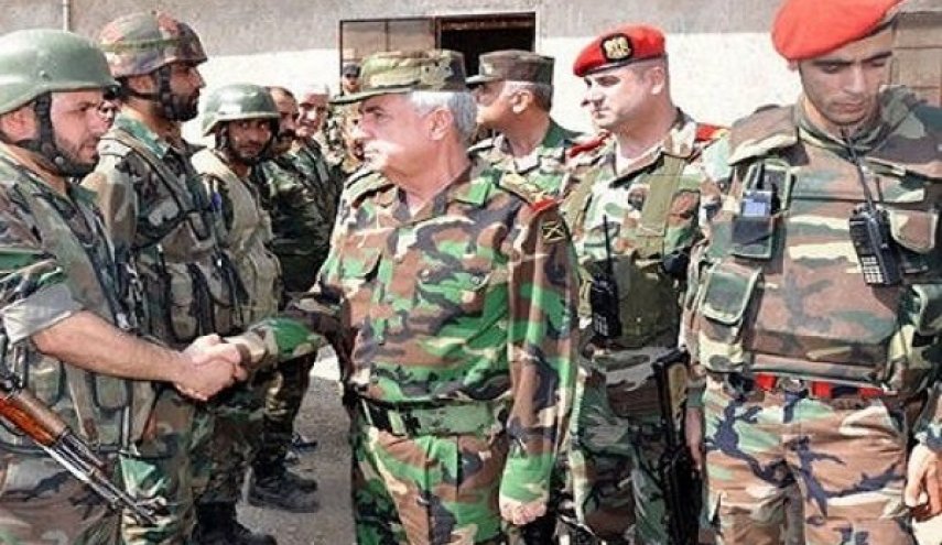 بازدید وزیر دفاع سوریه از مناطق جنوبی به دستور بشار اسد