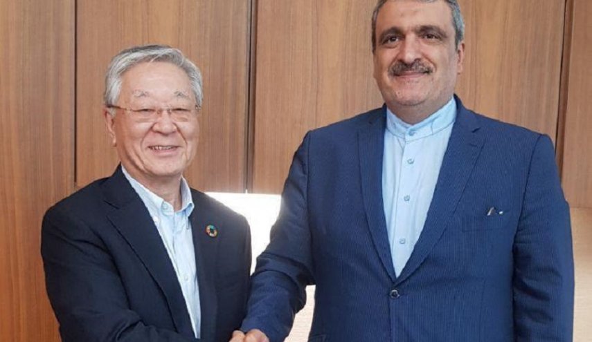 ژاپن روابط خود با ایران را تقویت می کند
