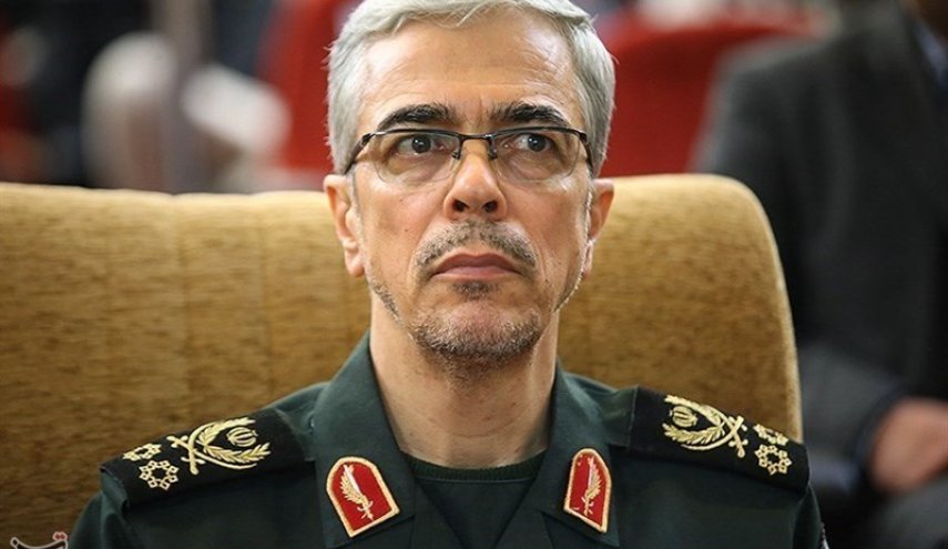 سرلشکر باقری: نیروهای مسلح طبق قانون اساسی تحت فرماندهی رهبری نظام قرار دارد

