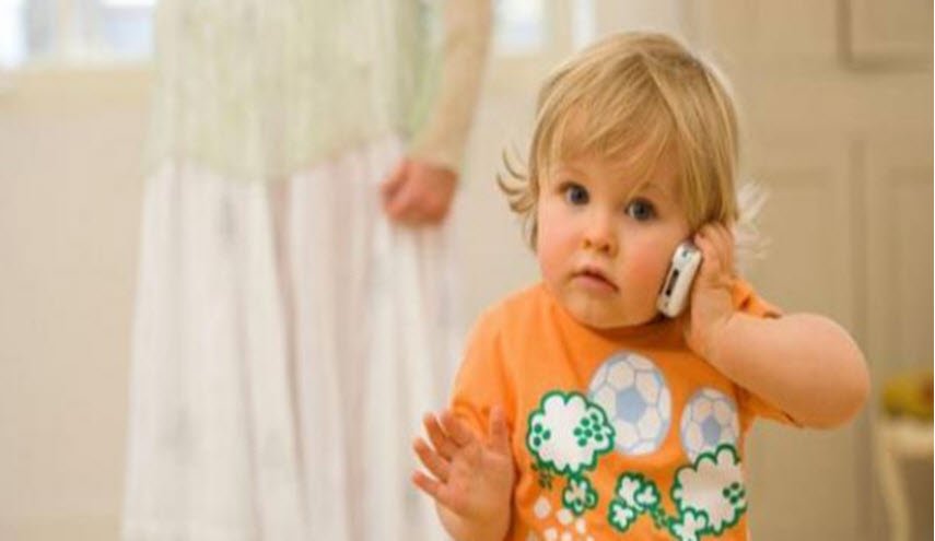 لهذا السبب تكلّموا مع أطفالكم في سن مبكرة