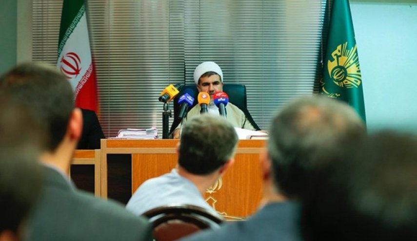 مثول رئيس مكتب الرئيس الايراني السابق امام المحكمة