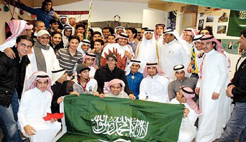 الأزمة مستمرة.. طلبة سعوديون يطلبون اللجوء في كندا 