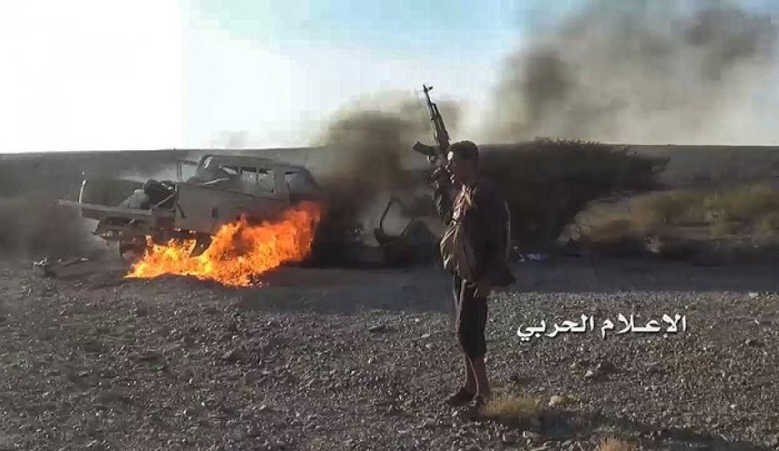 تدمير طقم وآلية لمرتزقة العدوان في الجوف والساحل الغربي

