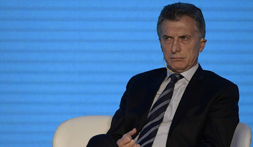 الأرجنتين تلغي نصف الوزارات بهدف التقشف!