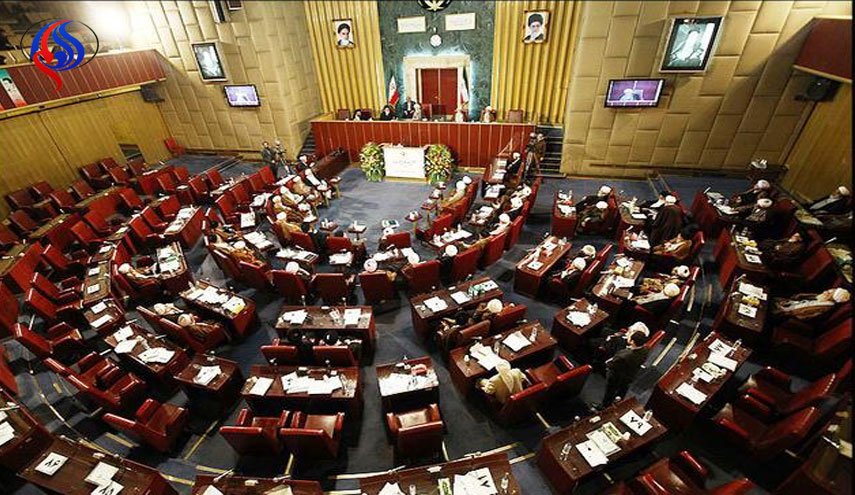 لزوم اصلاح ساختار بانکی و ساماندهی بازار ارزی