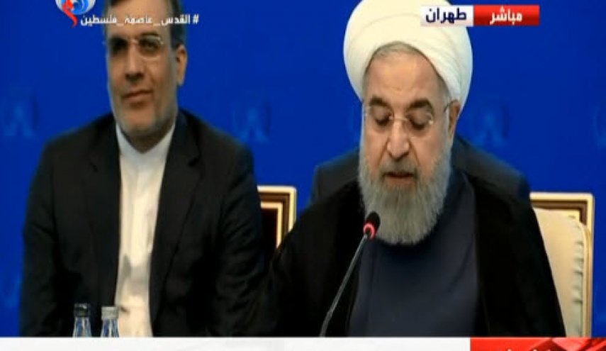 روحانی: در هر گونه راه حلی برای آینده سوریه نقش اول و آخر از آن ملت سوریه است/ دخالت غیرقانونی آمریکا در سوریه باید فورا پایان یابد
