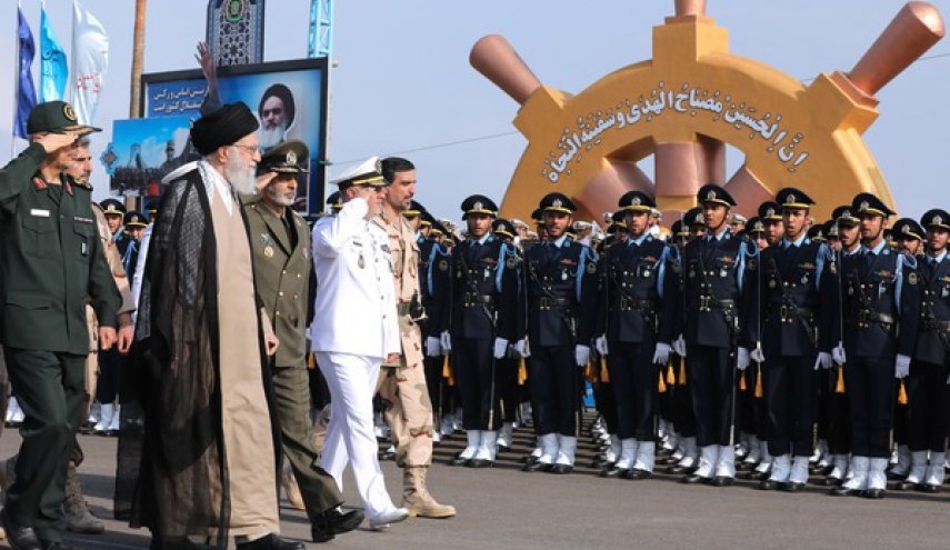 تصاویر مراسم دانش‌آموختگی دانشجویان دانشگاههای ارتش باحضورفرمانده کل قوا