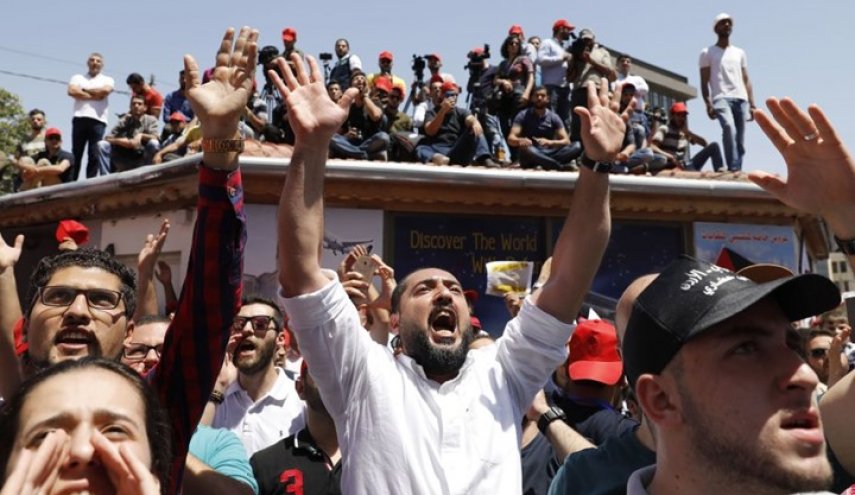 هل يقبل الأردنيون بتعديلات الرزاز الجديدة على 