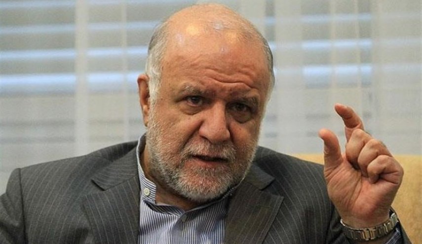 زنگنه: تصمیمی برای 2 نرخی شدن بنزین گرفته نشده است