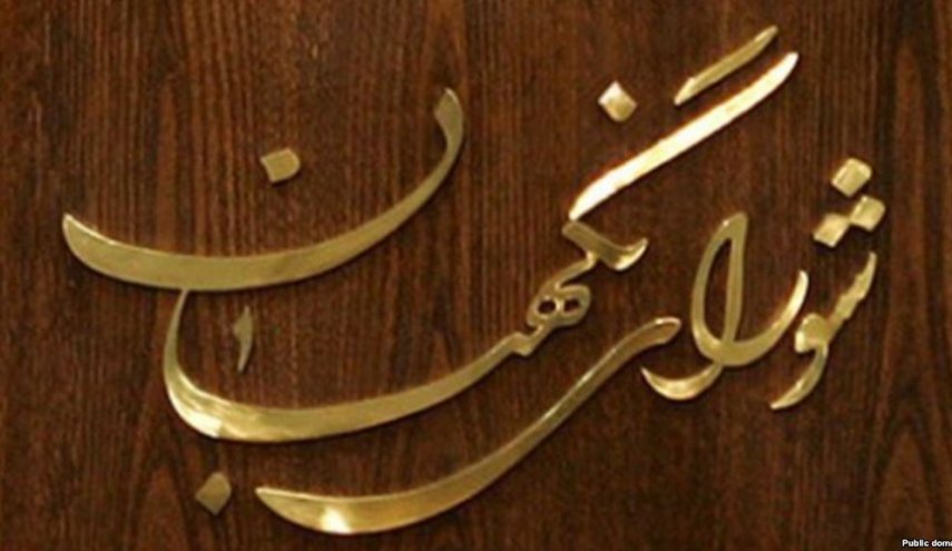 ممنوعیت به کارگیری بازنشستگان قانون شد