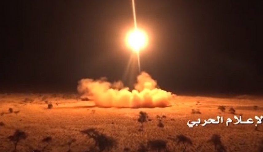 بدر1 الباليستي يدك معسكراً سعودياً في نجران
