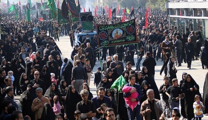 بالصور... اقامة مراسم تاسوعاء الامام الحسين (ع) في المحافظات الايرانية