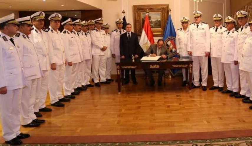 السيسي يوعز للمجلس الأعلى للشرطة بتوجيه ضربات استباقية
