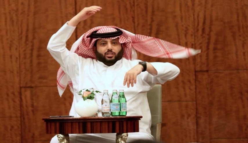 جمهور الأهلي بمصر يجبر 