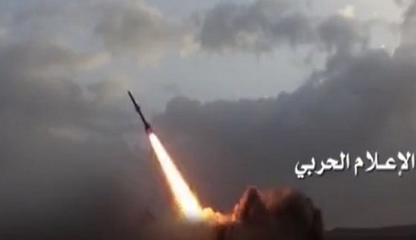 شلیک 3 موشک بالستیک یمن به سمت مواضع شبه‌نظامیان ائتلاف سعودی