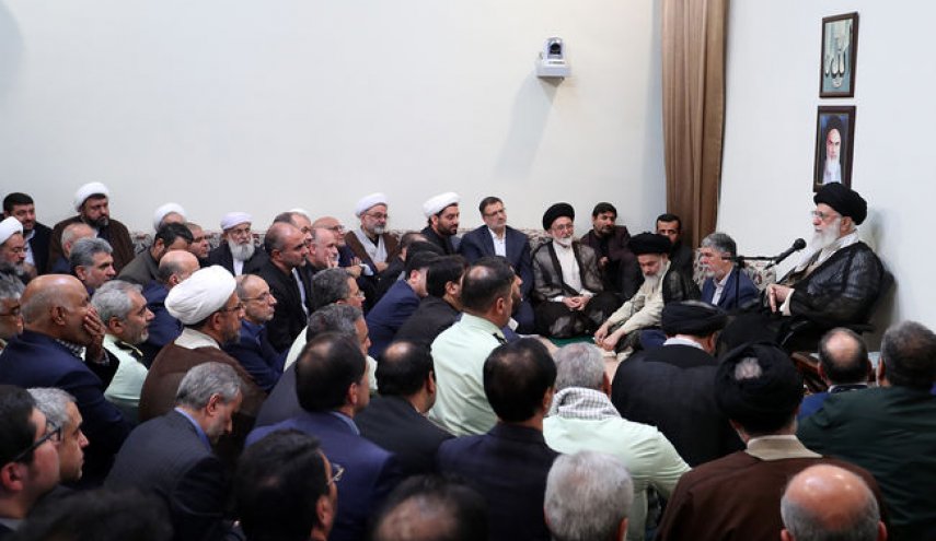 جمعی از مسئولان و دست‌اندرکاران حج با رهبر انقلاب دیدار کردند
