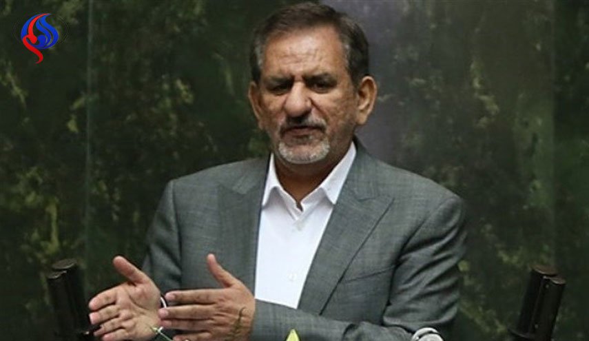جهانگیری: کنترل بازار ارز ادامه می یابد/ در تأمین نیازهای اساسی مشکلی نداریم