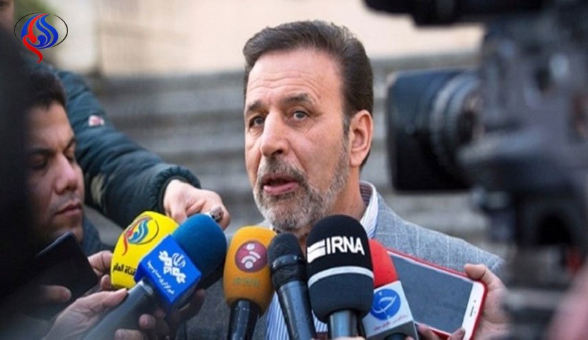 واعظی: نرخ دلار زیر 7500 تومان است