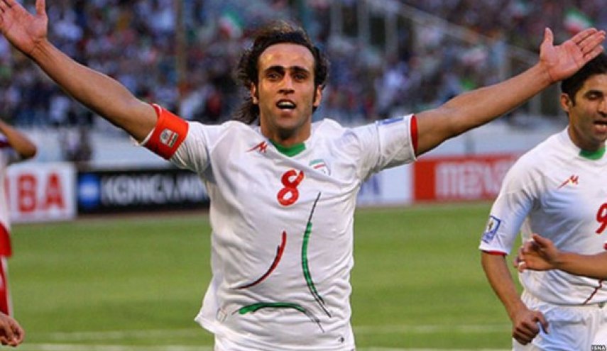 علي كريمي أفضل لاعب خط وسط في تاريخ كأس الامم الاسيوية