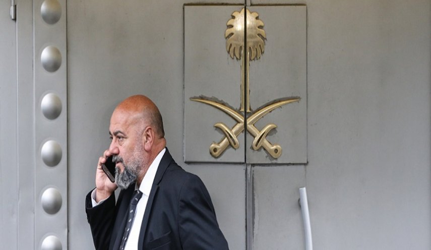 شاهد..ماذا يعني ادخال هذا الكم من مواد التنظيف للقنصلية السعودية؟! 