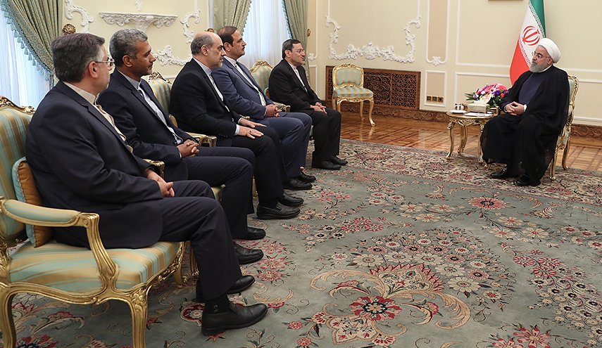 روحاني: ليكون القطاع الخاص رياديا في العلاقات الإقتصادية
