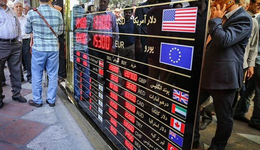 بازار ارز به تحریم های جدید آمریکا چگونه واکنش نشان داد؟