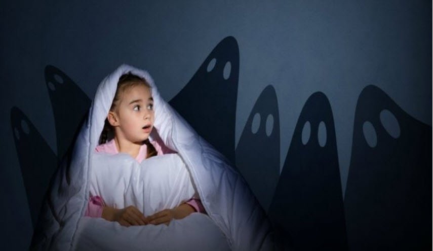 كيف تتعامل مع طفلك المصاب بفزع الكوابيس؟