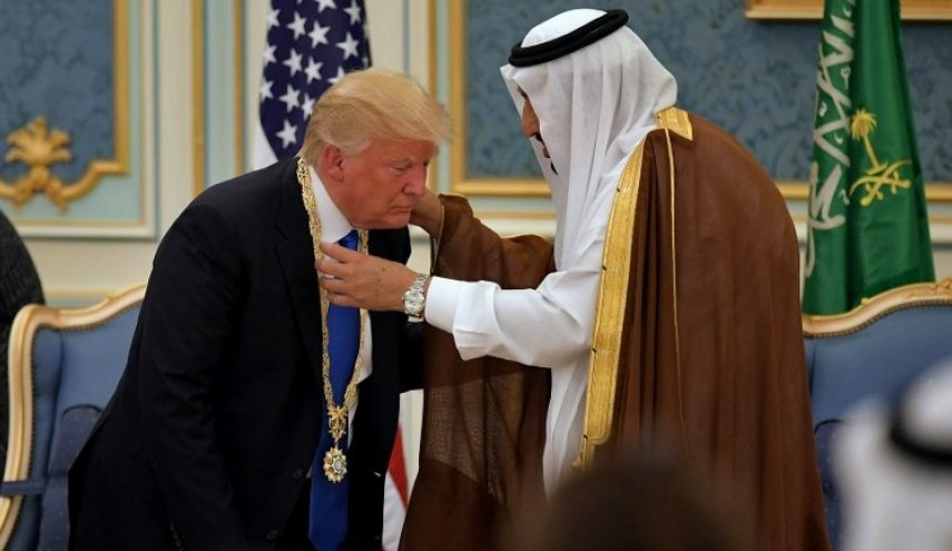 کاریکاتوری جالب از ماله کشی ترامپ!