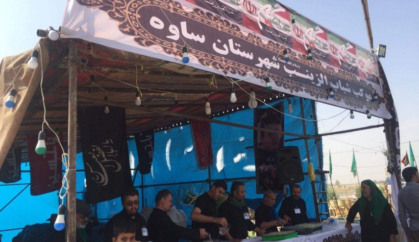 بالصور.. انتشار المواكب الايرانية على طريق نجف- كربلاء