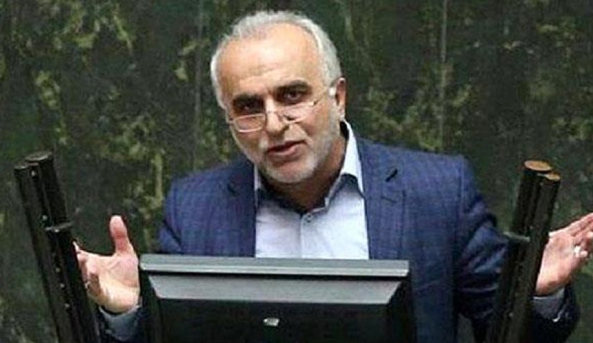 تشکیل هسته های اندیشه ورزی مهمترین برنامه وزارت اقتصاد و دارایی/ بانک‌ها نباید گرفتار شرکت‌داری شوند/  برنامه اقتصادی بدون نفت را طراحی کردم
