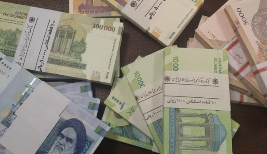 افزایش حقوق کارمندان برای سال آینده 20 درصد پیش‌بینی شد
