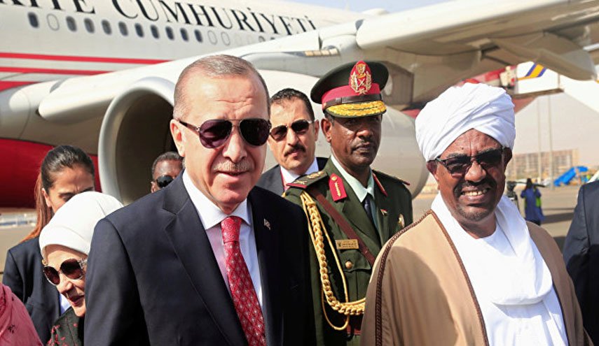 البشير يشارك في تدشين مطار اسطنبول الدولي
